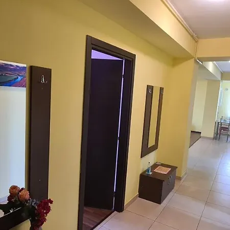 Apartament 3 Camere Et 6 Summerland Cluburi Mamaia Apartmán *